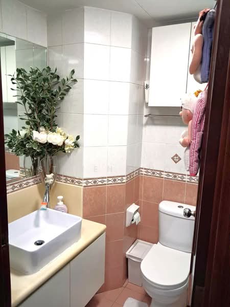 Maysprings, 2 Petir Road, Room Rental, 120 sqft, Apartment For Rent, by Steven Choo, 500174688 - Bathroom - PropertyGuru.com.sg
