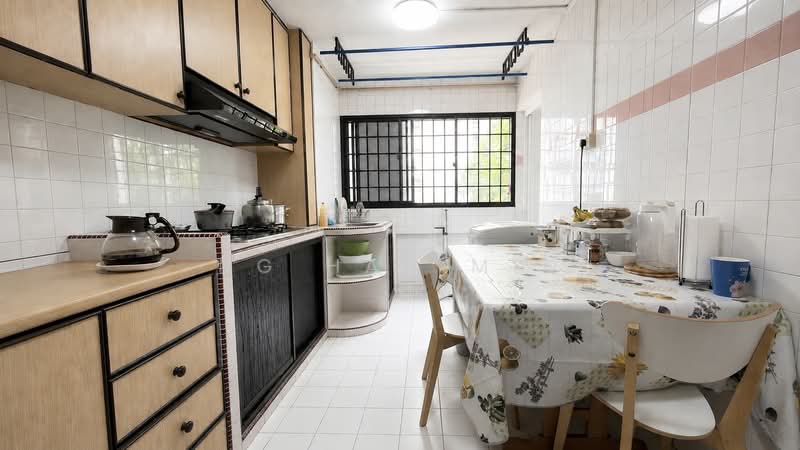 348 Woodlands Avenue 3, 348 Woodlands Avenue 3, 3 Bedrooms, 904 sqft, HDB Flat For Sale, by Ng Han Min, 500174689 - Kitchen - PropertyGuru.com.sg