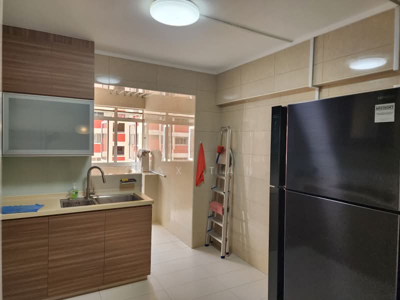 221 Bishan Street 23, 221 Bishan Street 23, 3 Bedrooms, 1,141 sqft, HDB Flat For Rent, by Max Tan, 500174701 - Kitchen - PropertyGuru.com.sg
