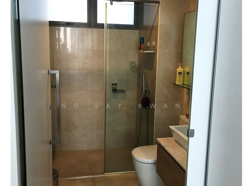 Centro Residences, 59 Ang Mo Kio Avenue 8, 2 Bedrooms, 818 sqft, Condominium For Sale, by Ng Lay Kwan, 500174704 - Bathroom - PropertyGuru.com.sg