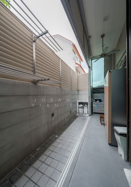 Yunnan Gardens, Yunnan Walk 1, 6 Bedrooms, 6,222 sqft, Terraced House For Sale, by Joyan Ng Yian Yian, 500174707 - Kitchen - PropertyGuru.com.sg