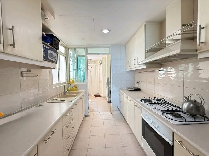 COSTA DEL SOL, BAYSHORE ROAD, 4 Bedrooms, 1,561 sqft, Condominium For Sale, by Glynis Tan, 500174710 - PropertyGuru.com.sg