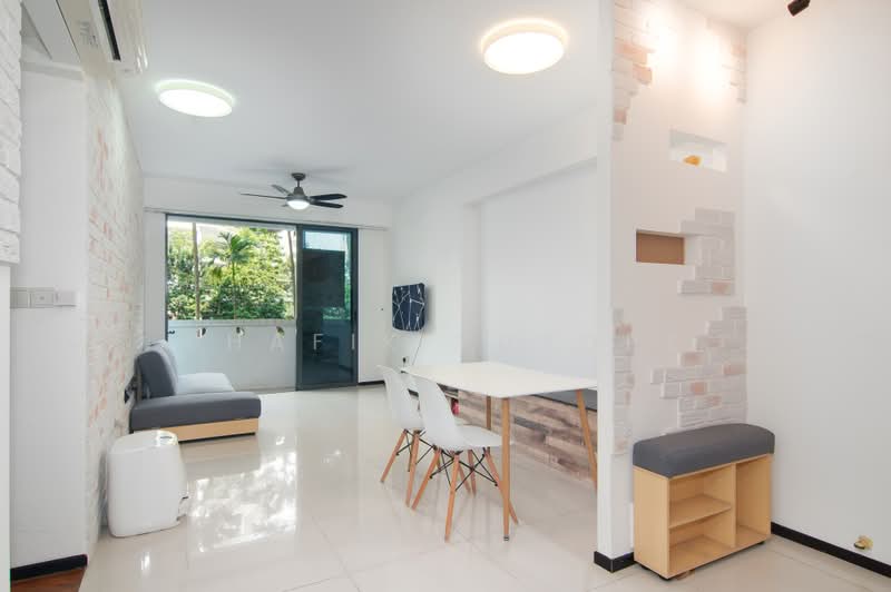 308B Punggol Walk, 308B Punggol Walk, 3 Bedrooms, 990 sqft, HDB Flat For Sale, by Shafik Yusope, 500174717 - Living Room - PropertyGuru.com.sg