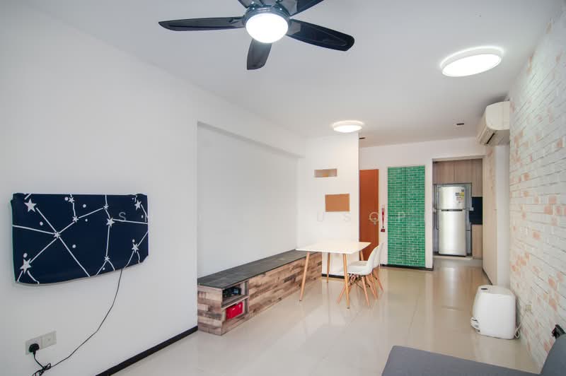308B Punggol Walk, 308B Punggol Walk, 3 Bedrooms, 990 sqft, HDB Flat For Sale, by Shafik Yusope, 500174717 - Living Room - PropertyGuru.com.sg