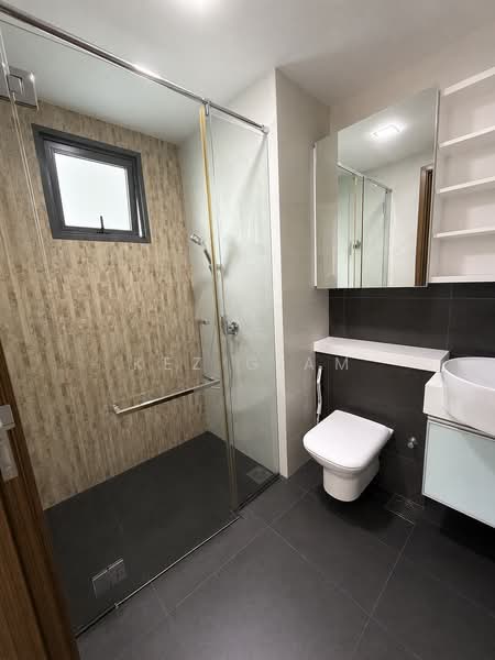 iSuites @ Palm, 26 GLASGOW ROAD, 1 Bedroom, 431 sqft, Condominium For Sale, by Kez Giam, 500174721 - Bathroom - PropertyGuru.com.sg
