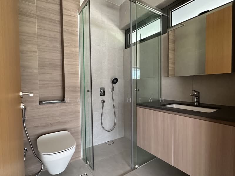 Newly Built Semi Detached with Lift, , 5 Bedrooms, 5,337 sqft, Semi-Detached House For Sale, by Mabel Heah, 500174722 - Bathroom - PropertyGuru.com.sg