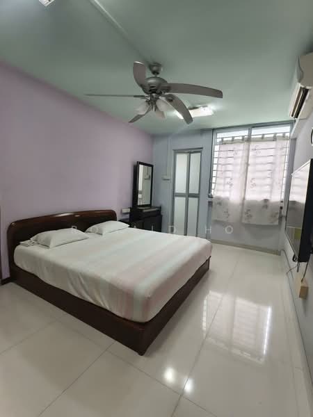 347 Ubi Avenue 1, 347 Ubi Avenue 1, 3 Bedrooms, 1,119 sqft, HDB Flat For Sale, by Ronald Ho, 500174726 - Master Bedroom / En-suite - PropertyGuru.com.sg