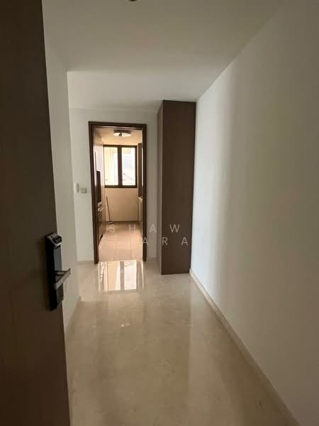 Seaside Residences, 10 Siglap Link, 3 Bedrooms, 1,302 sqft, Apartment For Rent, by Shawn Sharan, 500174727 - Corridor - PropertyGuru.com.sg