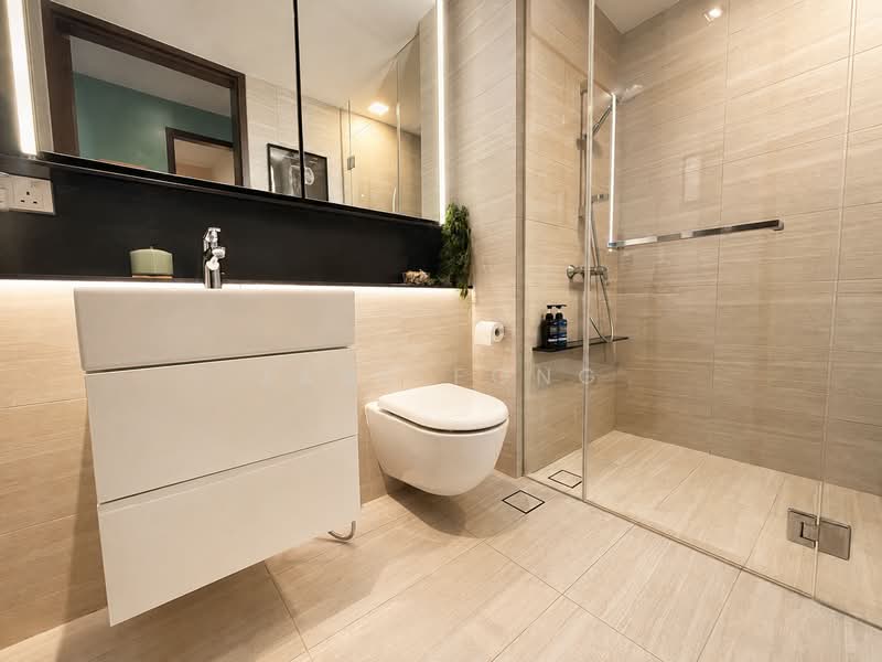 Principal Garden, 91 Prince Charles Crescent, 2 Bedrooms, 807 sqft, Condominium For Sale, by Jane Fong, 500174736 - Bathroom - PropertyGuru.com.sg