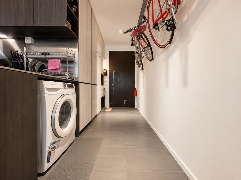 Principal Garden, 91 Prince Charles Crescent, 2 Bedrooms, 807 sqft, Condominium For Sale, by Jane Fong, 500174736 - Corridor - PropertyGuru.com.sg