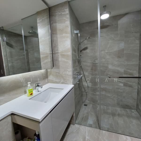 Lake Grande, 10 Jurong Lake Link, 1 Bedroom, 409 sqft, Condominium For Rent, by William Chan, 500174738 - Bathroom - PropertyGuru.com.sg