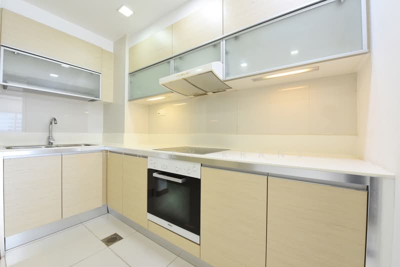 The Sail @ Marina Bay, 6 Marina Boulevard, 4 Bedrooms, 2,200 sqft, Condominium For Rent, by Shirley Krans, 500174740 - Kitchen - PropertyGuru.com.sg