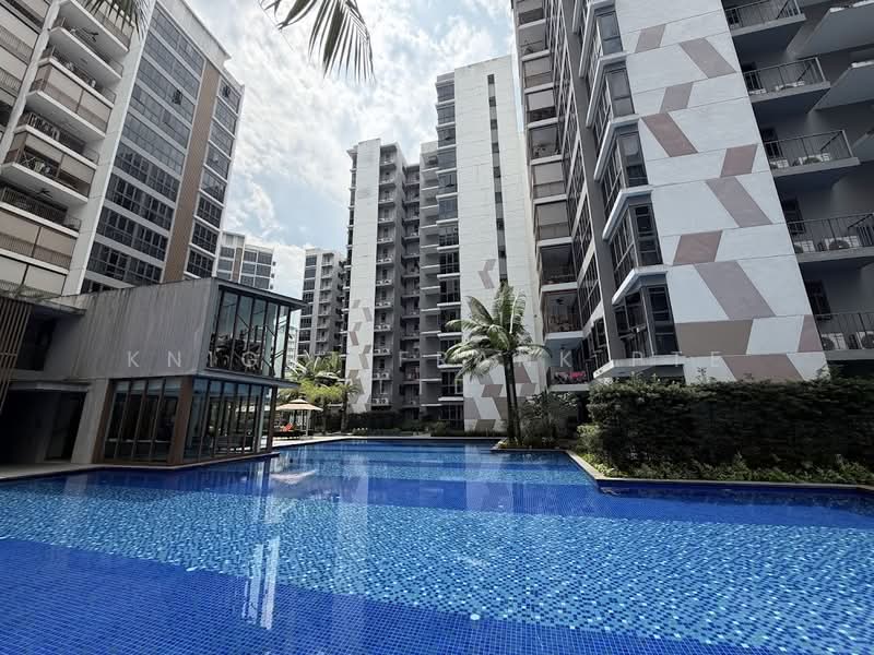 The Criterion, 7 Yishun Street 51, 3 Bedrooms, 893 sqft, Executive Condominium For Rent, by Evelyn Chen, 500174742 - swimming pool and clubhouse - PropertyGuru.com.sg