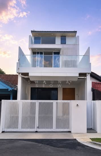 Brand New 2.5 Storey Inter-Terrace With Mezzanine! ❤️ TOP Soon!