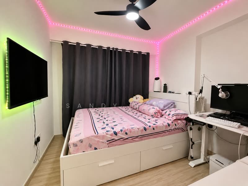 117A Canberra Crescent, 117A Canberra Crescent, 2 Bedrooms, 732 sqft, HDB Flat For Sale, by Sandy Yong, 500174758 - Bedroom - PropertyGuru.com.sg