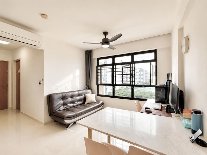 117A Canberra Crescent, 117A Canberra Crescent, 2 Bedrooms, 732 sqft, HDB Flat For Sale, by Sandy Yong, 500174758 - Living Room - PropertyGuru.com.sg