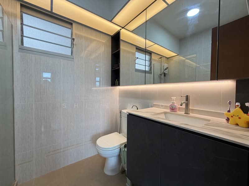 126A Canberra Street, 126A Canberra Street, 3 Bedrooms, 1,033 sqft, HDB Flat For Sale, by Shirlyn Low, 500174763 - Bathroom - PropertyGuru.com.sg