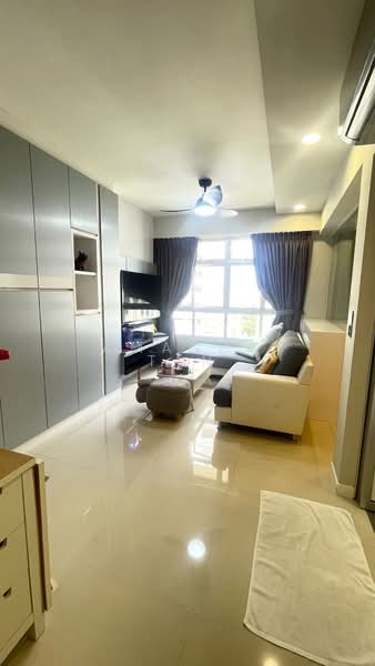 327A Sumang Walk, 327A Sumang Walk, 1 Bedroom, 398 sqft, HDB Flat For Sale, by Amanda Tan, 500174777 - Living Room - PropertyGuru.com.sg