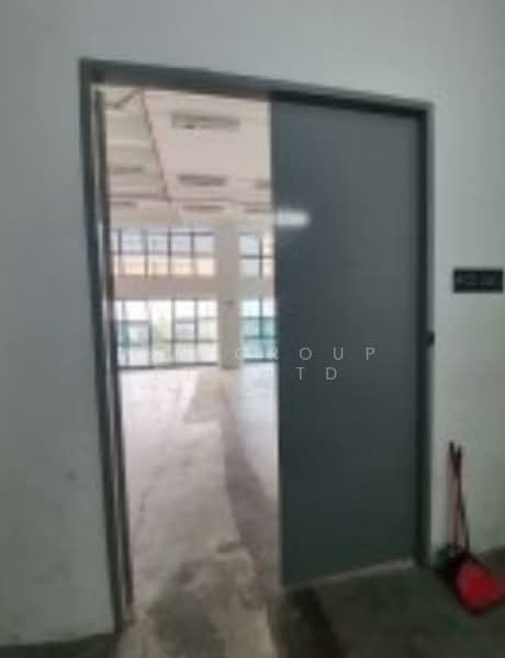 Space@Tampines, 18 Tampines Industrial Crescent, 1,400 sqft, Light Industrial (B1) For Rent, by LHN Group Pte Ltd, 500174793 - Interior - CommercialGuru.com.sg