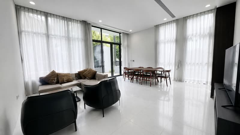 Alias Villas, JALAN HAJI ALIAS, 5 Bedrooms, 3,229 sqft, Cluster House For Rent, by Jesslyn Chow, 500174795 - furnitures are just for staging purpose - PropertyGuru.com.sg