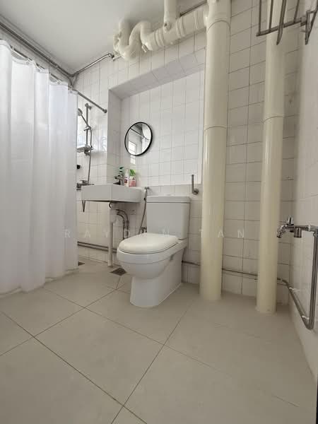769 Pasir Ris Street 71, 769 Pasir Ris Street 71, Room Rental, 174 sqft, HDB Flat For Rent, by Rayden Tan, 500174798 - Bathroom - PropertyGuru.com.sg