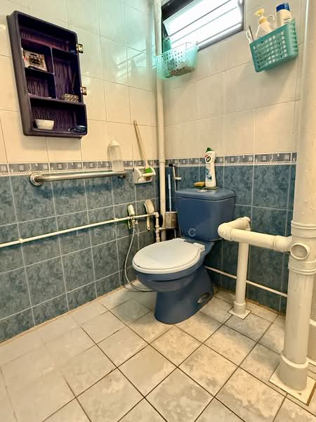 75 Whampoa Drive, 75 Whampoa Drive, 2 Bedrooms, 700 sqft, HDB Flat For Sale, by Lenny C V, 500174803 - Bathroom - PropertyGuru.com.sg