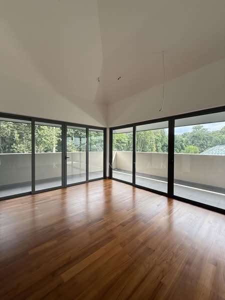 Semi detached at upper Thomson road, Old upper Thomson road, 5 Bedrooms, 5,337 sqft, Semi-Detached House For Sale, by Karen Tan, 500174809 - Balcony - PropertyGuru.com.sg