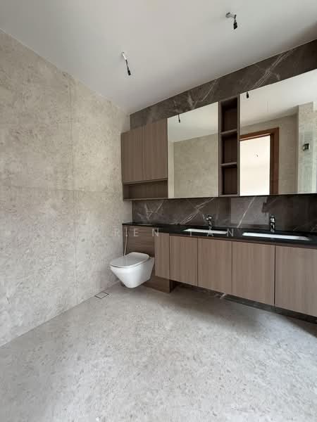 Semi detached at upper Thomson road, Old upper Thomson road, 5 Bedrooms, 5,337 sqft, Semi-Detached House For Sale, by Karen Tan, 500174809 - Bathroom - PropertyGuru.com.sg