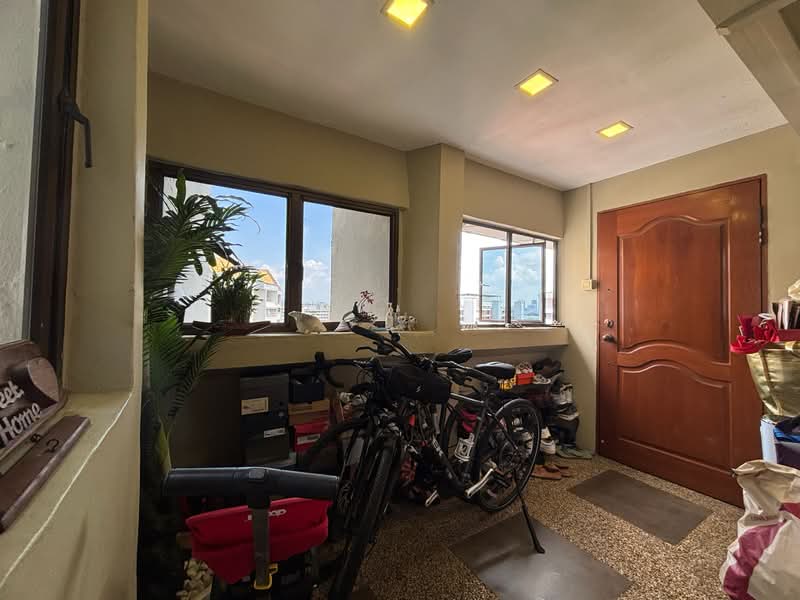 Rare Corridor Corner Executive Maisonette | 1,734 sqft | Very High Floor, 115 Clementi Street 13, 4 Bedrooms, 1,734 sqft, HDB Flat For Sale, by Alexa Chia, 500174810 - Balcony - PropertyGuru.com.sg