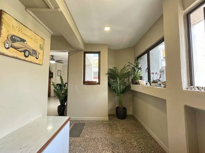 Rare Corridor Corner Executive Maisonette | 1,734 sqft | Very High Floor, 115 Clementi Street 13, 4 Bedrooms, 1,734 sqft, HDB Flat For Sale, by Alexa Chia, 500174810 - Entrance - PropertyGuru.com.sg