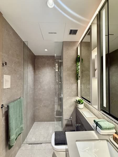 PENRITH, Margaret Drive, 2 Bedrooms, 614 sqft, Condominium For Sale, by Elaine Goh, 500174830 - Bathroom - PropertyGuru.com.sg