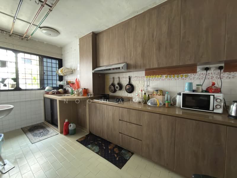 611 Yishun Street 61, 611 Yishun Street 61, 4 Bedrooms, 1,571 sqft, HDB Flat For Sale, by Noor Abdul, 500174838 - Kitchen - PropertyGuru.com.sg