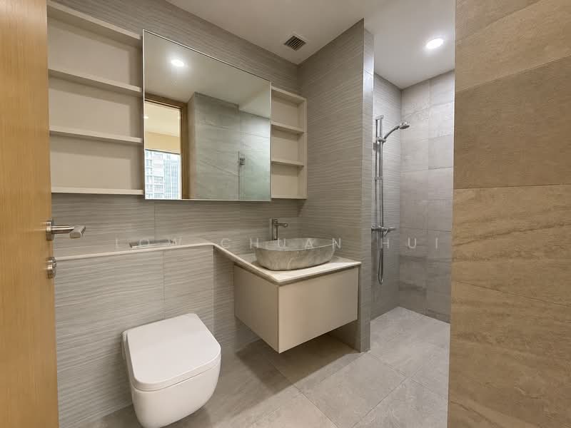 High Park Residences, 27 Fernvale Road, 2 Bedrooms, 678 sqft, Condominium For Sale, by Low Chuan Hui, 500174839 - Bathroom - PropertyGuru.com.sg