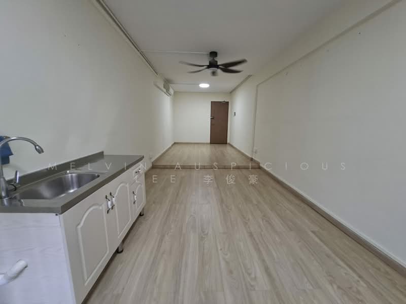127 Ang Mo Kio Avenue 3, 127 Ang Mo Kio Avenue 3, Room Rental, 350 sqft, HDB Flat For Rent, by Melvin Auspicious Lee 李俊豪, 500174868 - Interior - PropertyGuru.com.sg