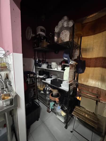 85 Kampong Bahru Road, , 1,200 sqft, Shop / Shophouse For Rent, by Adora Valerie Tay, 500174870 - Kitchen - CommercialGuru.com.sg