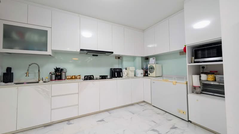 313 Tampines Street 33, 313 Tampines Street 33, 3 Bedrooms, 1,560 sqft, HDB Flat For Sale, by Heikal Shafrudin, 500174871 - PropertyGuru.com.sg