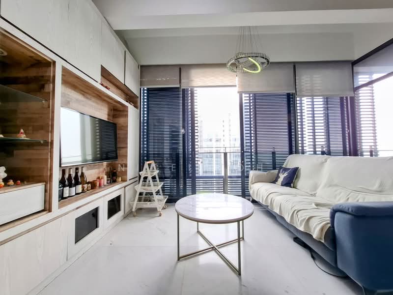 The Cape, 25 Amber Road, 2 Bedrooms, 850 sqft, Apartment For Rent, by Nigel Toh, 500174886 - Living Room - PropertyGuru.com.sg