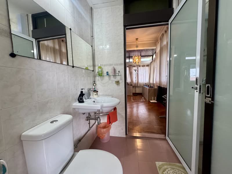 Faber Hills, , 3 Bedrooms, 2,068 sqft, Apartment For Sale, by Joyce Lau, 500174887 - Bathroom - PropertyGuru.com.sg