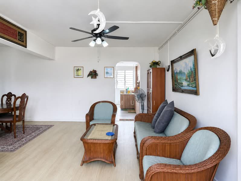 488A Tampines Avenue 9, 488A Tampines Avenue 9, 4 Bedrooms, 1,302 sqft, HDB Flat For Sale, by Fai Muni, 500174907 - Living Room - PropertyGuru.com.sg