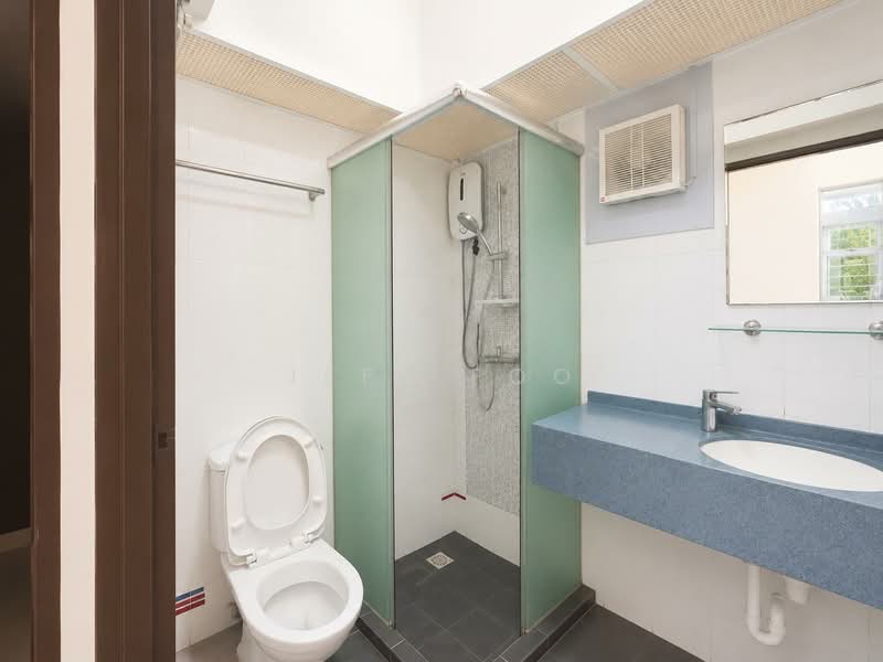 162C Rivervale Crescent, 162C Rivervale Crescent, Room Rental, 100 sqft, HDB Flat For Rent, by Jeff Foo, 500174916 - Bathroom - PropertyGuru.com.sg