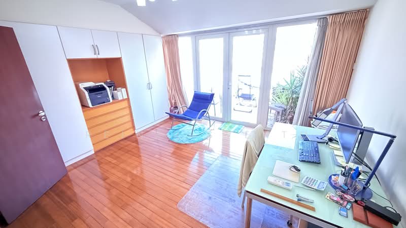 Lorong Telok, Lorong Telok, 3,814 sqft, Shop / Shophouse For Sale, by Reiner Svento, 500174921 - 2nd bedroom/Study@level 4 - CommercialGuru.com.sg