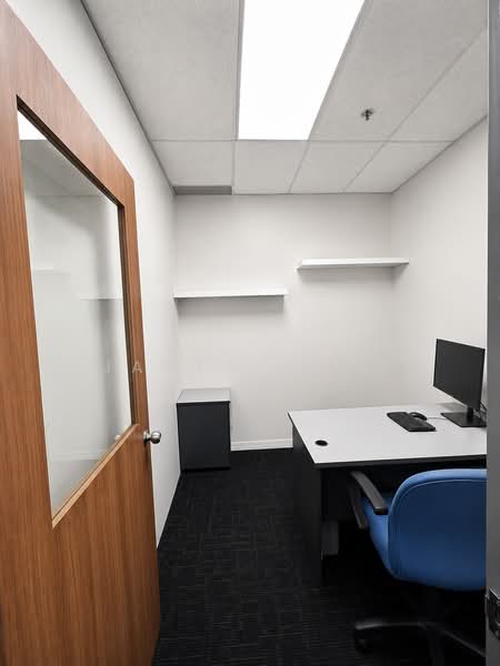 Pantech Business Hub, 196 Pandan Loop, 1,636 sqft, Factory / Workshop (B2) For Sale, by James Seah, 500174924 - Study - CommercialGuru.com.sg
