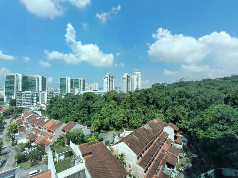 Merawoods, 136A Hillview Avenue, 3 Bedrooms, 1,346 sqft, Condominium For Sale, by Gerald Yu, 500174926 - Exterior - PropertyGuru.com.sg