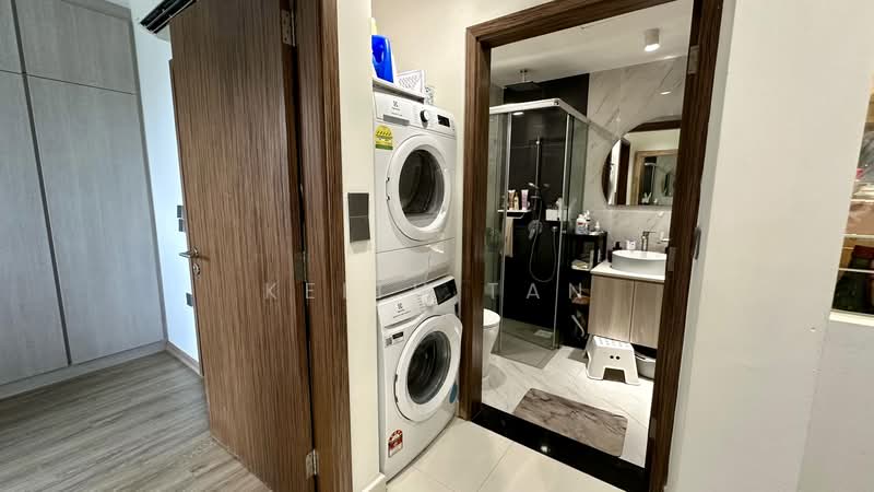 Kensington Square, 2 Jalan Lokam, 2 Bedrooms, 614 sqft, Apartment For Sale, by Keith Tan, 500174928 - Bathroom - PropertyGuru.com.sg