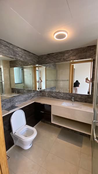 Commonwealth Towers, 232 Commonwealth Avenue, 3 Bedrooms, 904 sqft, Condominium For Rent, by Clement Cheng, 500174931 - Bathroom - PropertyGuru.com.sg