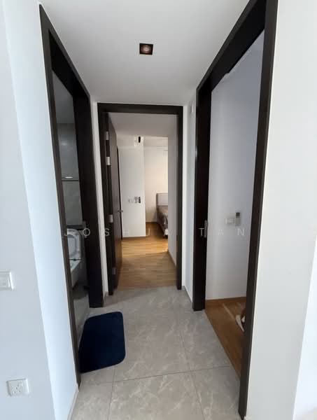 Park Colonial, 10 Woodleigh Lane, 2 Bedrooms, 678 sqft, Condominium For Sale, by Joshua Tan, 500174932 - Corridor - PropertyGuru.com.sg