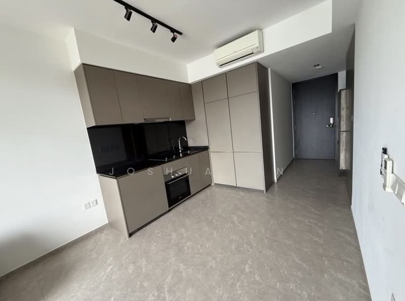 Park Colonial, 10 Woodleigh Lane, 2 Bedrooms, 678 sqft, Condominium For Sale, by Joshua Tan, 500174932 - Kitchen - PropertyGuru.com.sg