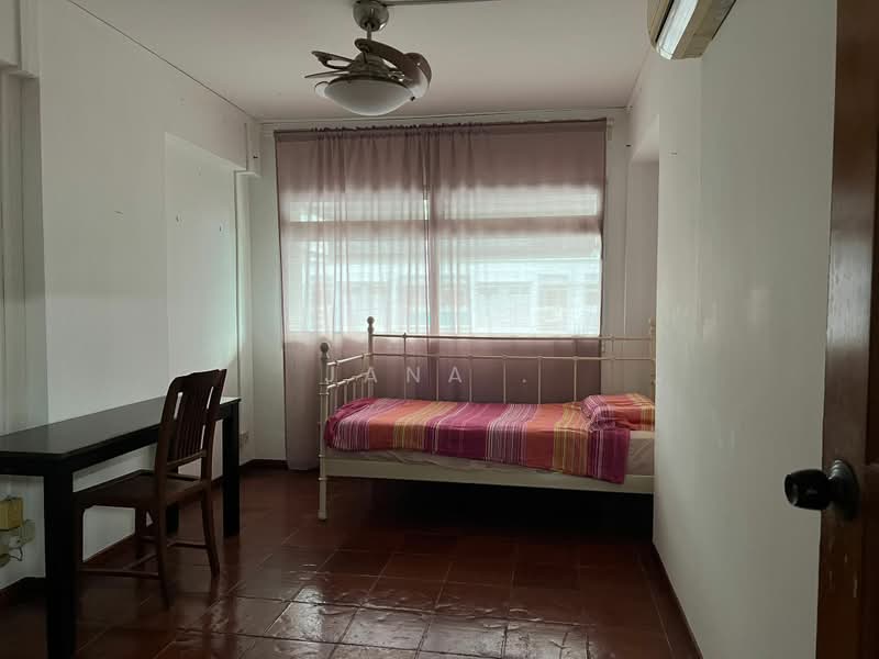 631 Pasir Ris Drive 3, 631 Pasir Ris Drive 3, 3 Bedrooms, 1,114 sqft, HDB Flat For Sale, by Jana ., 500174945 - Bedroom - PropertyGuru.com.sg