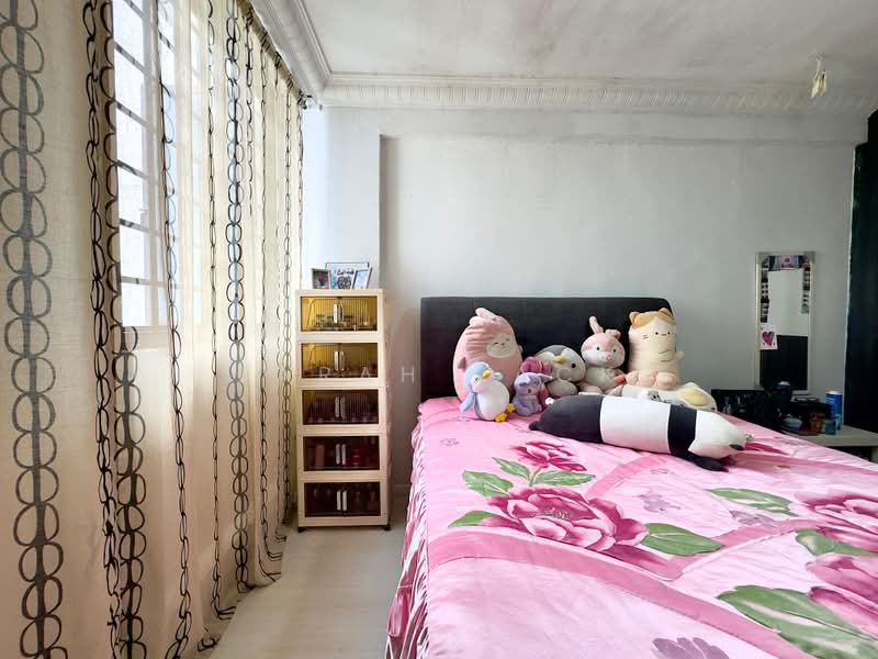 534 Bukit Batok Street 51, 534 Bukit Batok Street 51, 2 Bedrooms, 743 sqft, HDB Flat For Sale, by Farah Zack, 500174957 - Bedroom - PropertyGuru.com.sg