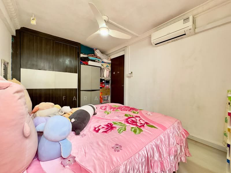 534 Bukit Batok Street 51, 534 Bukit Batok Street 51, 2 Bedrooms, 743 sqft, HDB Flat For Sale, by Farah Zack, 500174957 - Bedroom - PropertyGuru.com.sg